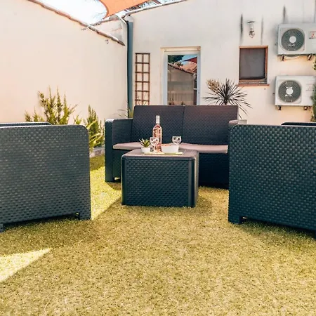 Villa Maison Familiale Avec Piscine Privee, A Pied, Frais Obligatoires A Regler A L'arrivee, Linge 15e Par Pers & Menage 70e Par Sejour Profil Mandatory Fees In Cash To Be Paid On Arrival Linen 15e Per Person 70e Housekeeping Per *