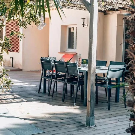 Maison Familiale Avec Piscine Privee, A Pied, Frais Obligatoires A Regler A L'arrivee, Linge 15e Par Pers & Menage 70e Par Sejour Profil Mandatory Fees In Cash To Be Paid On Arrival Linen 15e Per Person 70e Housekeeping Per Villa *