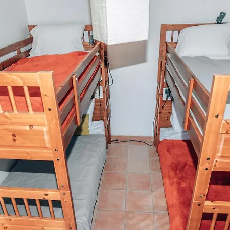 Villa Maison Familiale Avec Piscine Privee A Pied Frais De Gestion Du Sejour 160e En Supplement A L'arrivee Family With Private Pool Within Walking Distance Management Fee 160e Payable Upon Arrival *